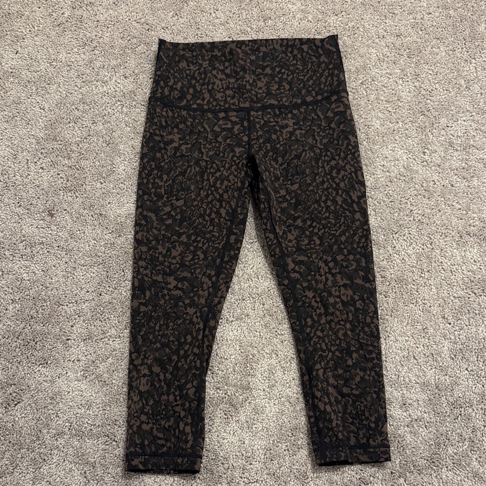 lululemon athletica Black and Brown Patterned Crop Leggings